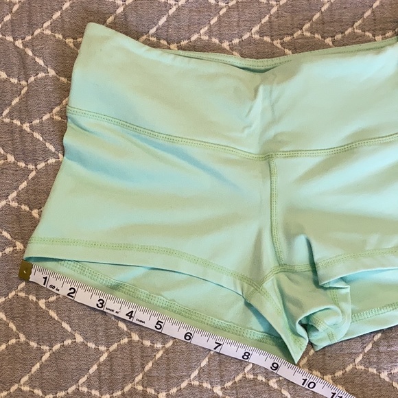Lululemon booty shorts! - Picture 11 of 13